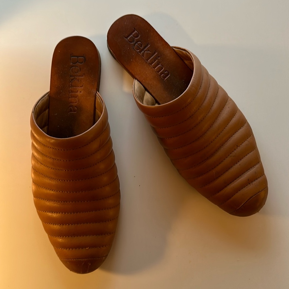 Beklina tan mule